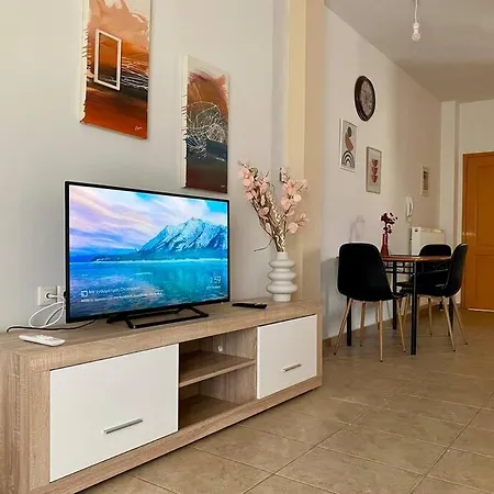 Comfy And Modern Maisonette Apartman *